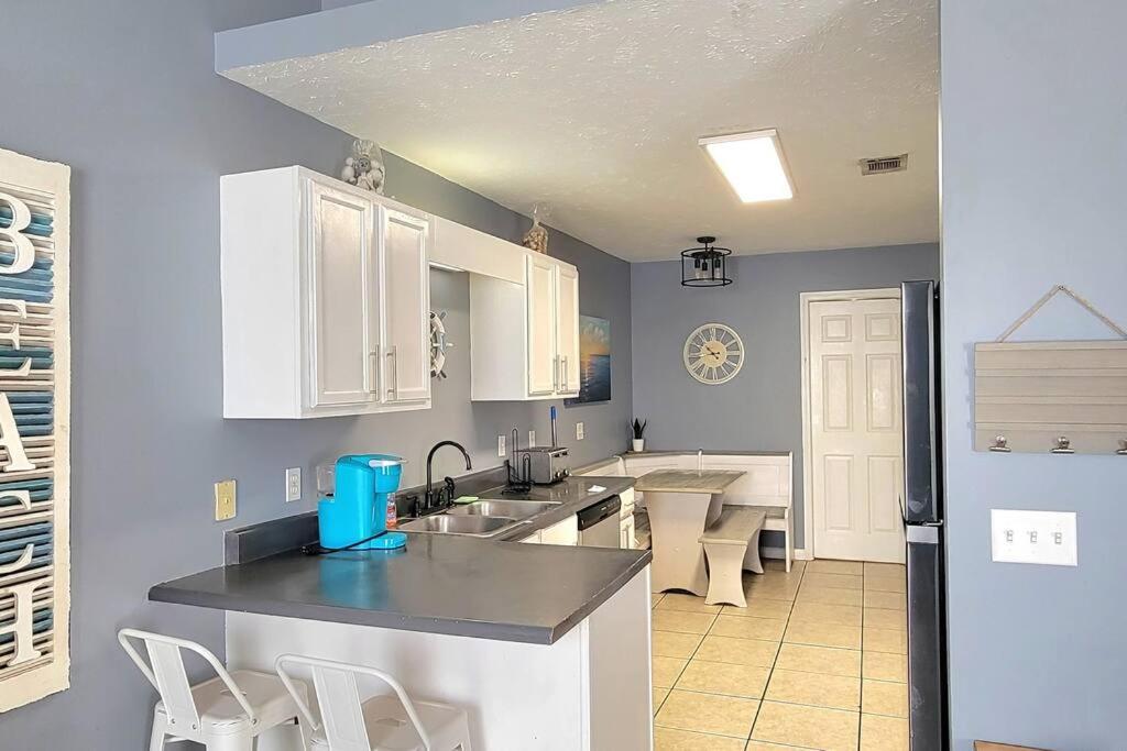 Alpha Retreats Apartment Panama City Beach Exterior photo