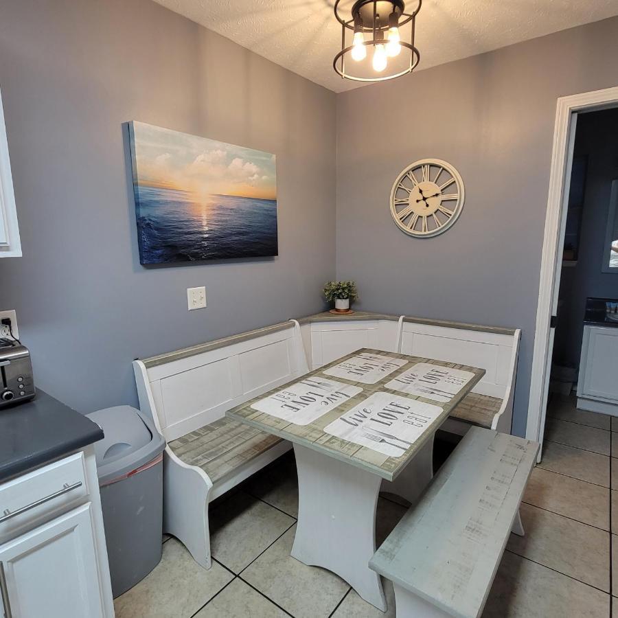 Alpha Retreats Apartment Panama City Beach Exterior photo